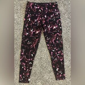 SWEATY BETTY Black & Pink Petal Camo Print POWER WORKOUT 7/8 LEGGINGS‎ Size 4-6